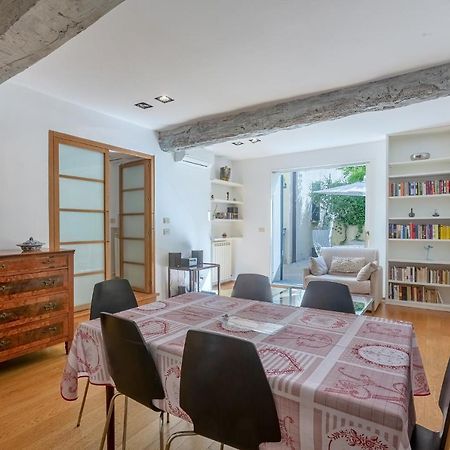 Pleasant Central Apartment With Garden Bologna Ngoại thất bức ảnh
