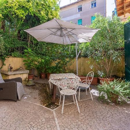 Pleasant Central Apartment With Garden Bologna Ngoại thất bức ảnh