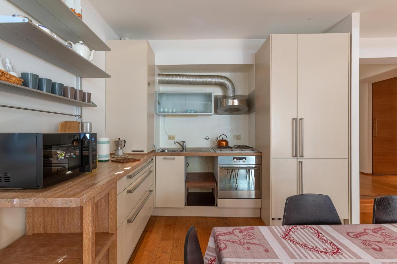 Pleasant Central Apartment With Garden Bologna Ngoại thất bức ảnh