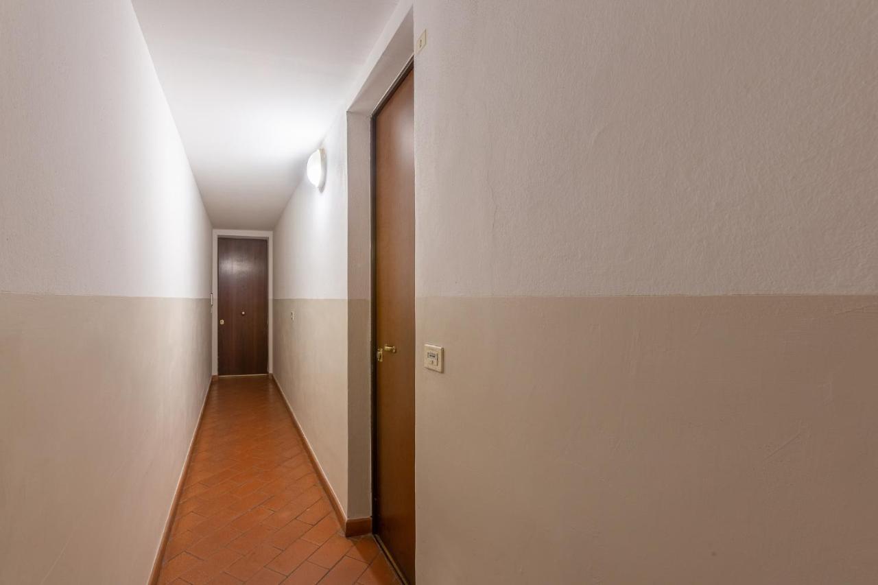 Pleasant Central Apartment With Garden Bologna Ngoại thất bức ảnh